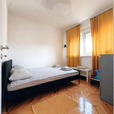 Lorka * באניה לוקה