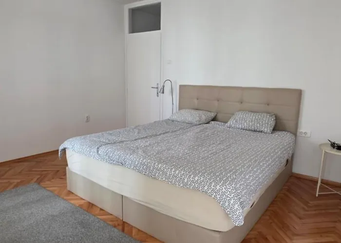 شقة Lorka بانيا لوكا